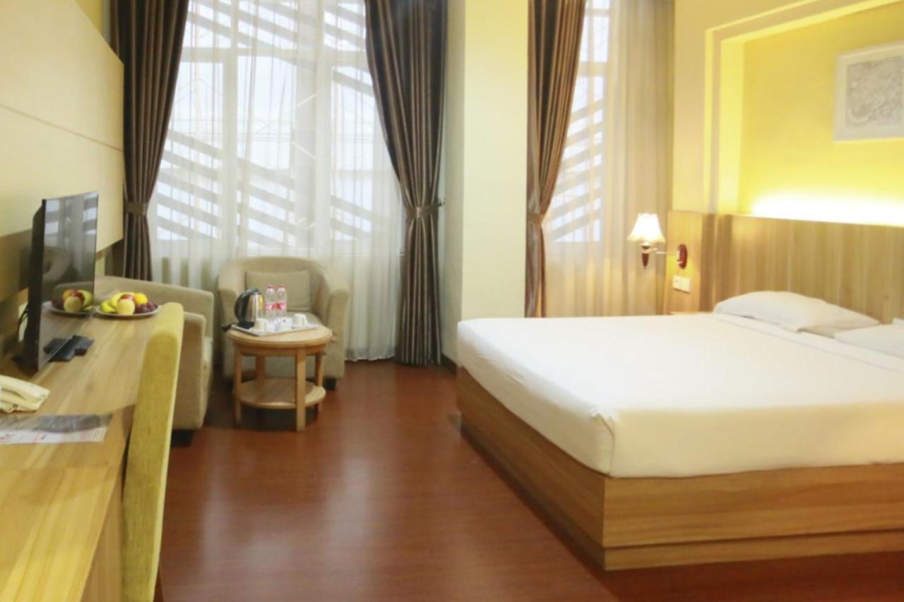 Utc Dago Hotel Bandung Eksteriør bilde