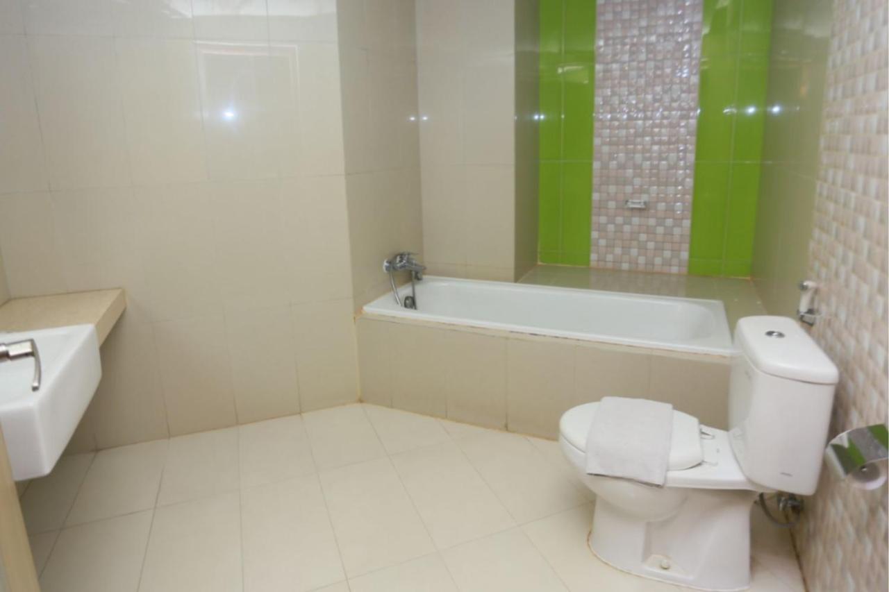 Utc Dago Hotel Bandung Eksteriør bilde